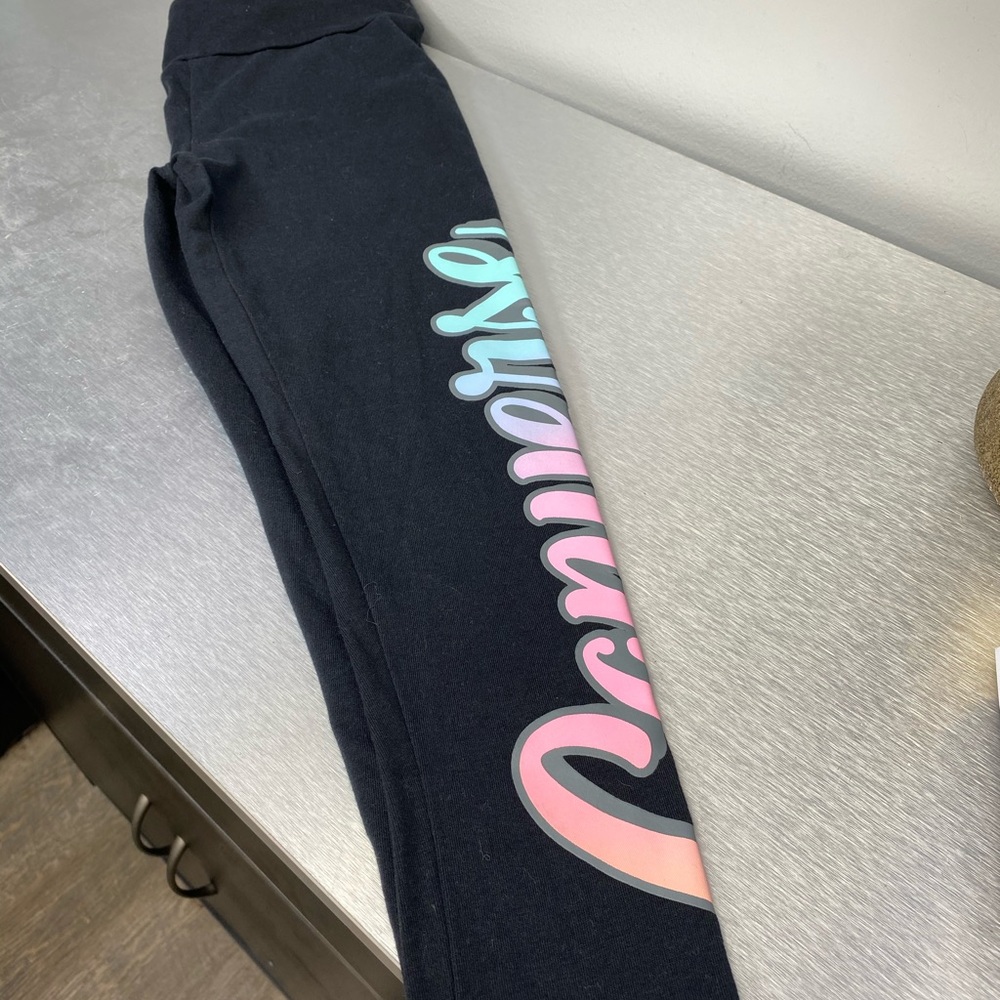 Girl converse leggings small